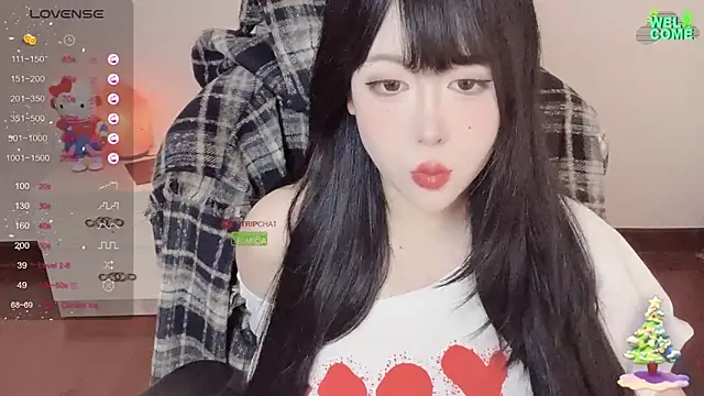 Snapshot of Naixue-520 chatting on 03-03-25, 02:37 Naixue-520 online show from 03-03-25, 02:37