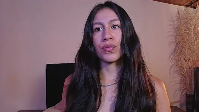 EmiGomez  online show from 04-30-26, 02:01