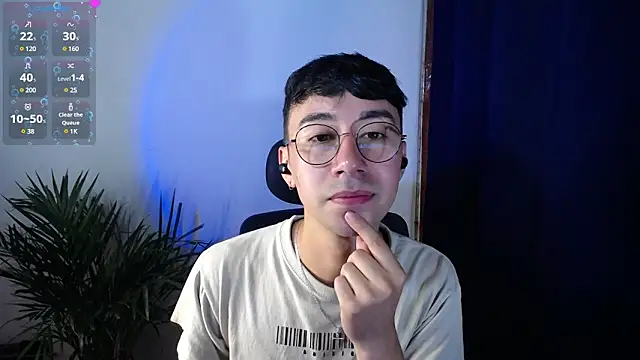 Snapshot of cameron_cum chatting on 12-30-24, 01:58 cameron cum online show from 12-30-24, 01:58