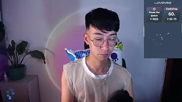 Snapshot of cameron_cum chatting on 02-26-25, 10:04 cameron cum online show from 02-26-25, 10:04
