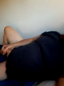 Snapshot of bluangelo chatting on 11-14-25, 02:05 bluangelo online show from 11-14-25, 02:05