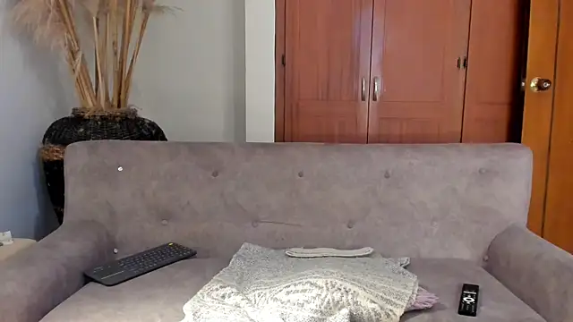 Snapshot of jamesinked_ chatting on 12-19-25, 07:54 jamesinked online show from 12-19-25, 07:54