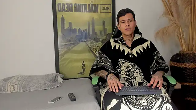 Snapshot of jamesinked_ chatting on 01-11-26, 10:59 jamesinked online show from 01-11-26, 10:59