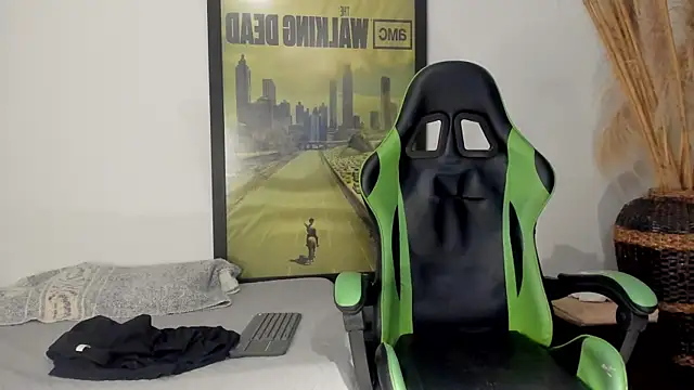 Snapshot of jamesinked_ chatting on 01-13-26, 06:13 jamesinked online show from 01-13-26, 06:13