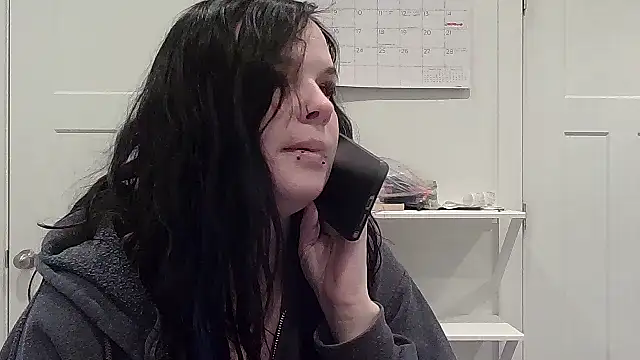 Snapshot of CherryWilde chatting on 02-18-26, 04:47 CherryWilde online show from 02-18-26, 04:47