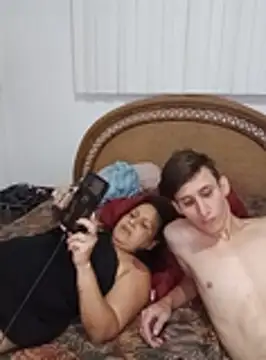 Milfvalesk online show from 10-18-25, 03:42