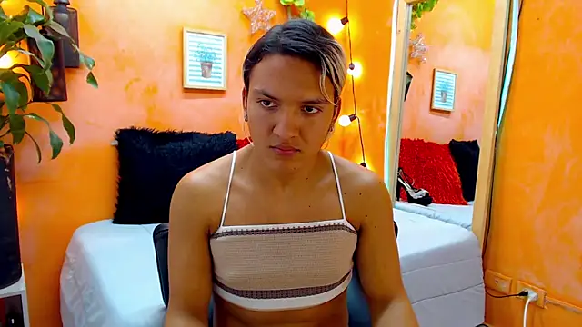 aslyhernandez 7 online show from 01-03-25, 05:53