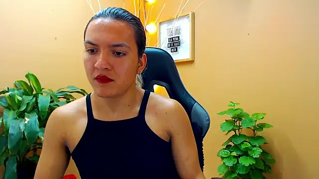 aslyhernandez 7 online show from 02-21-25, 09:11