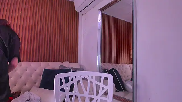 RosarioCruzz online show from 02-26-26, 04:50