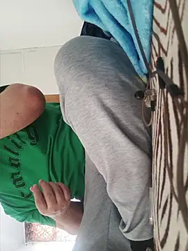 beautiful hands  online show from 04-30-26, 08:48