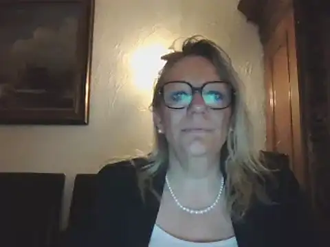 Silkesquirt online show from 12-10-24, 07:16