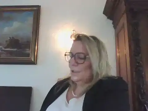 Silkesquirt online show from 01-21-25, 10:19