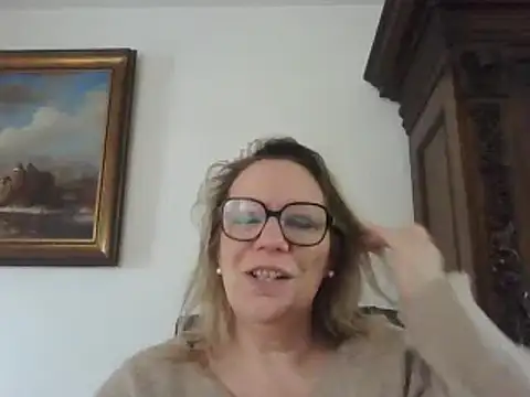 Silkesquirt online show from 02-26-25, 01:08