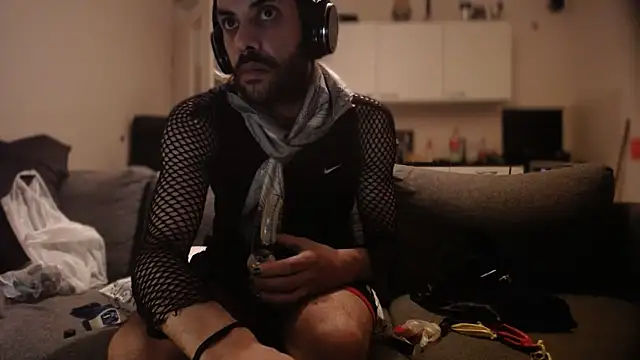 P4RtYBOII92 online show from 09-14-25, 08:52