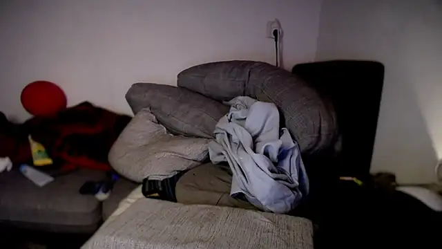 P4RtYBOII92 online show from 03-16-26, 05:44