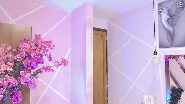 Elith noa online show from 12-15-25, 07:29