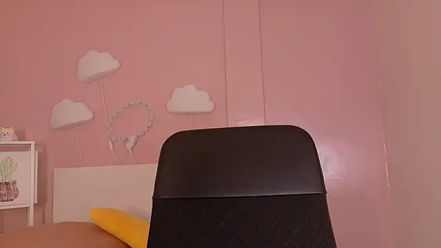 briannajackson  online show from 10-24-25, 07:54