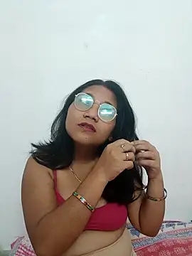 Snapshot of Cuterinki chatting on 05-09-26, 08:03 Cuterinki online show from 05-09-26, 08:03