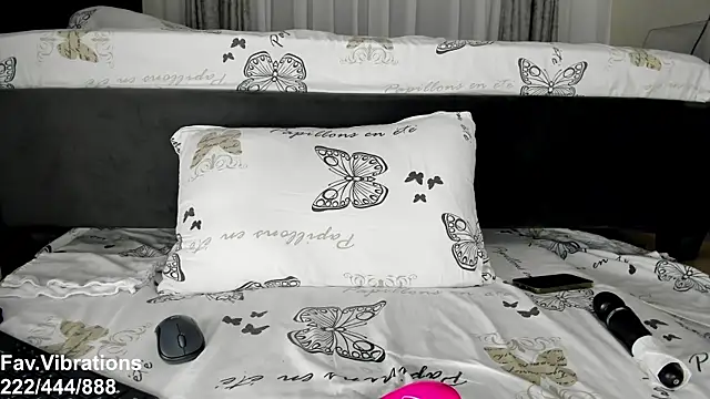 wowsquirtx online show from 12-24-24, 06:22