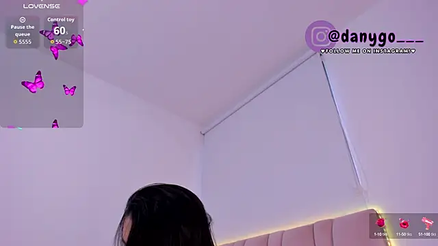 ZarianaEvanz online show from 09-12-25, 10:21