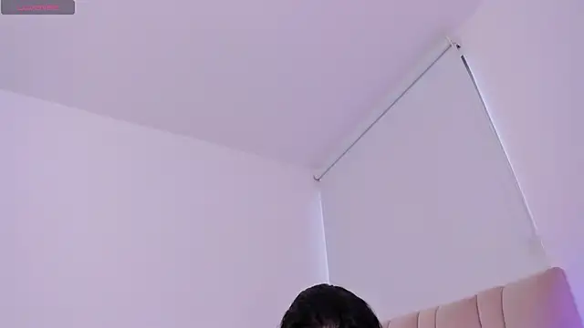 ZarianaEvanz online show from 05-06-26, 10:26