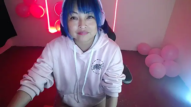 Snapshot of Shaddycute_ chatting on 12-20-24, 05:36 Shaddycute online show from 12-20-24, 05:36