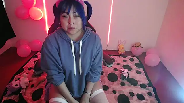 Snapshot of Shaddycute_ chatting on 12-21-24, 07:06 Shaddycute online show from 12-21-24, 07:06