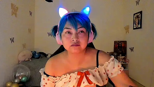 Snapshot of Shaddycute_ chatting on 09-16-25, 01:28 Shaddycute online show from 09-16-25, 01:28