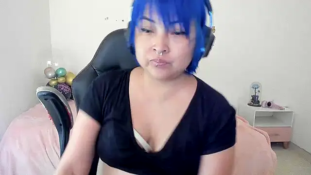 Shaddycute  online show from 10-09-25, 07:34