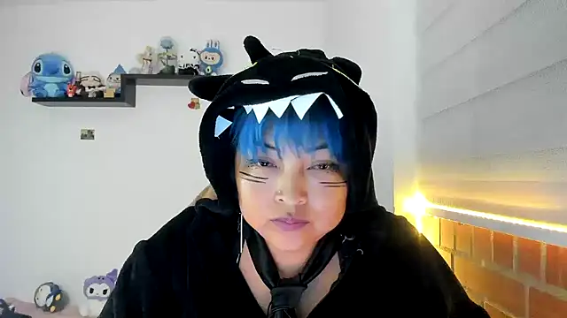 Shaddycute  online show from 11-25-25, 01:49