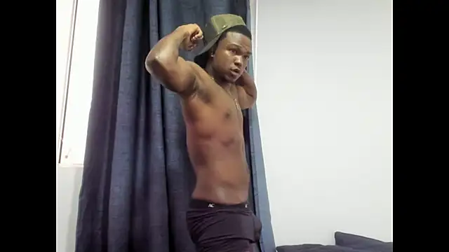 Snapshot of Troykhalil chatting on 03-05-26, 09:22 Troykhalil online show from 03-05-26, 09:22