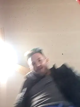 gettinit2wice online show from 05-18-26, 01:17