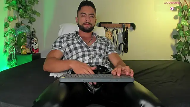 Jaxxon  online show from 12-07-24, 07:54