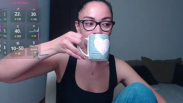 Snapshot of BabySerene chatting on 05-03-26, 02:50 BabySerene online show from 05-03-26, 02:50