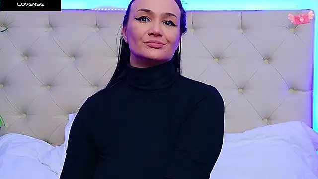 Snapshot of DaliyaArabian chatting on 03-05-25, 12:44 DaliyaArabian online show from 03-05-25, 12:44