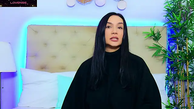 DaliyaArabian online show from 11-18-25, 12:42