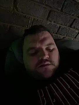 Snapshot of Mikey-HH chatting on 01-04-25, 04:22 Mikey-HH online show from 01-04-25, 04:22