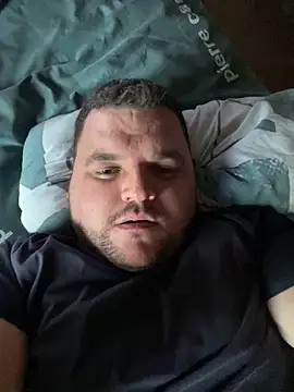 Snapshot of Mikey-HH chatting on 01-28-25, 04:41 Mikey-HH online show from 01-28-25, 04:41