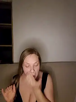 katiestevens online show from 10-24-25, 08:49