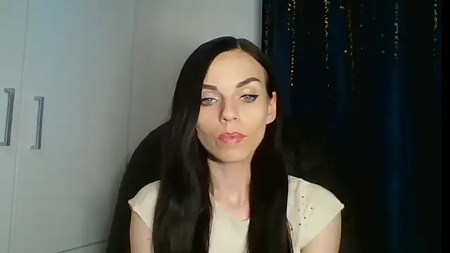 Snapshot of CassieSensual chatting on 10-16-25, 03:13 CassieSensual online show from 10-16-25, 03:13