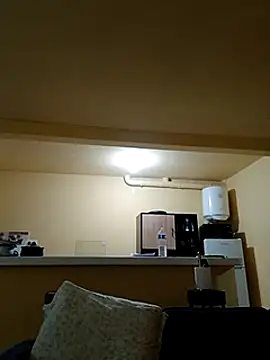 Snapshot of chris_sbh chatting on 02-15-25, 10:33 chris sbh online show from 02-15-25, 10:33