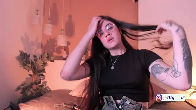 Ally addams online show from 09-22-25, 05:09