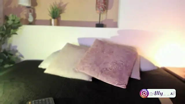 Ally addams online show from 10-10-25, 04:11