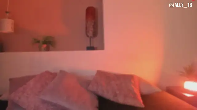 Snapshot of Ally_addams chatting on 05-04-26, 04:41 Ally addams online show from 05-04-26, 04:41