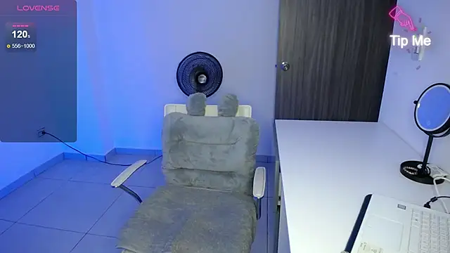 candydowson1 online show from 01-11-25, 10:51