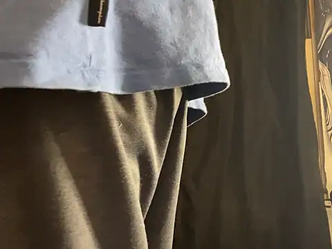 Snapshot of kollzCloudzz chatting on 02-10-25, 11:04 kollzCloudzz online show from 02-10-25, 11:04