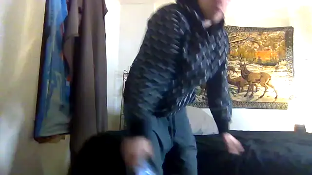 Snapshot of kollzCloudzz chatting on 02-25-25, 09:31 kollzCloudzz online show from 02-25-25, 09:31