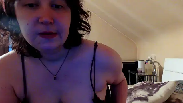 Snapshot of SexyLucie2024 chatting on 10-25-25, 07:49 SexyLucie2024 online show from 10-25-25, 07:49