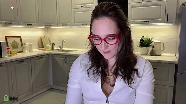 Snapshot of Pavlyna chatting on 03-12-26, 06:36 Pavlyna online show from 03-12-26, 06:36