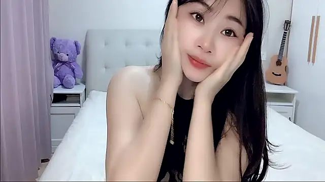 Snapshot of aisha123123 chatting on 10-26-25, 02:17 aisha123123 online show from 10-26-25, 02:17